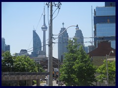 Toronto Bus Tour 046 - downtown skyline